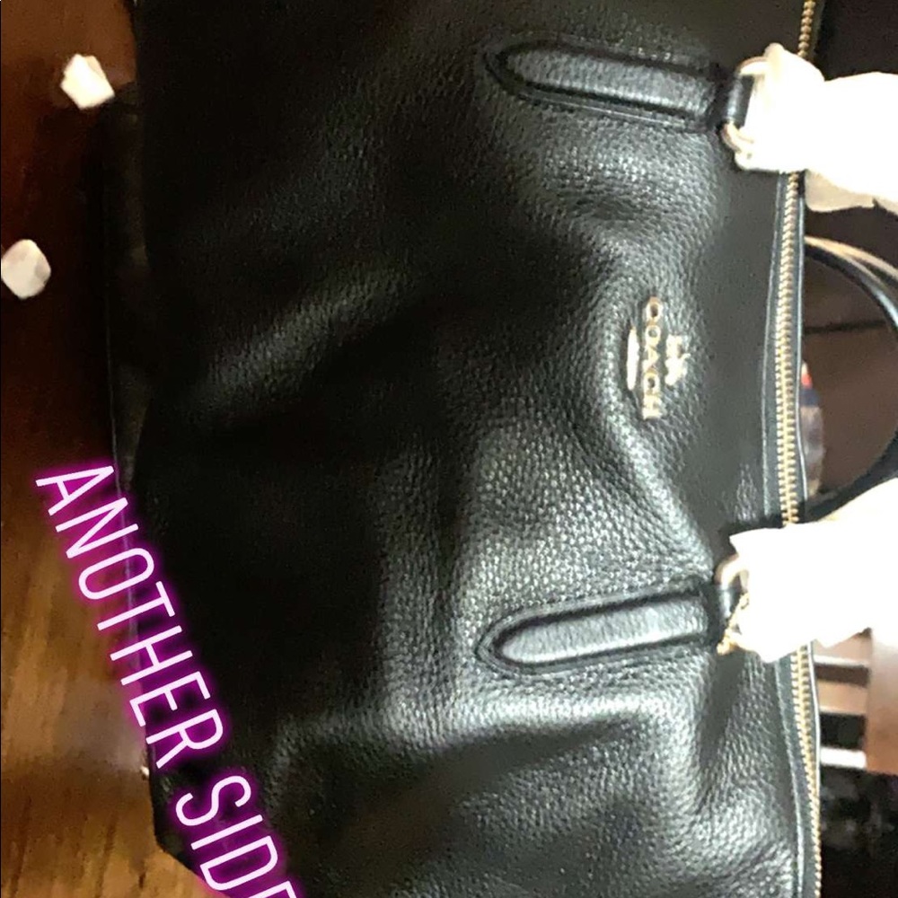 Coach purse ,totes, side bag - Picture 7 of 8
